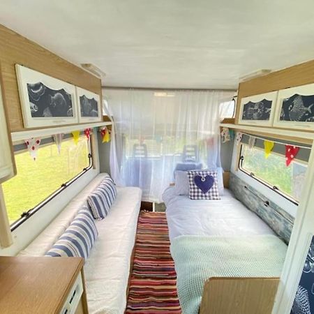 Lily Cosy Campervan With Sea Views & Amazing Sunrises Сент-Айвс Экстерьер фото