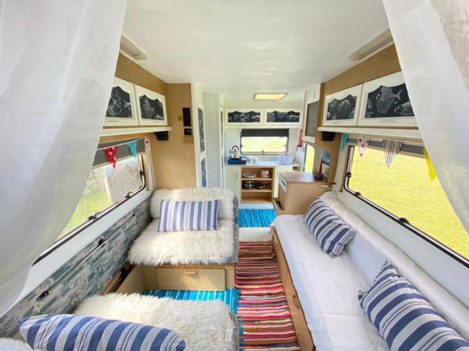 Lily Cosy Campervan With Sea Views & Amazing Sunrises Сент-Айвс Экстерьер фото